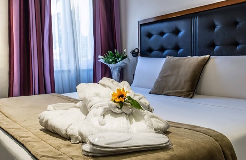 Rione V Ponte Hotel | Hotel Navona Colors