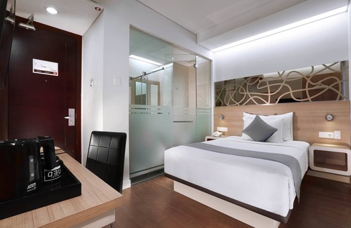 Gubeng Hotel | Hotel Neo Gubeng - Surabaya by ASTON