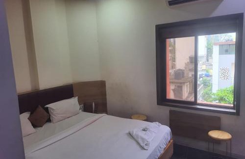 Nagpur House | Hotel Nishkarsh House