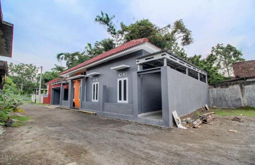 Kediri Hotel | Hotel O Alif House Syariah 2