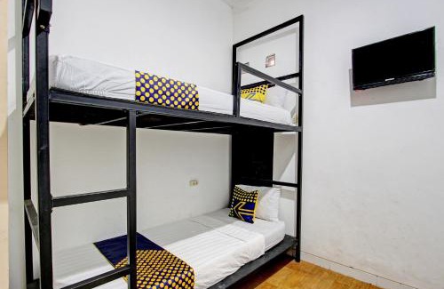 Berbah Hotel | Hotel O Cindelaras B&b Bunk Bed