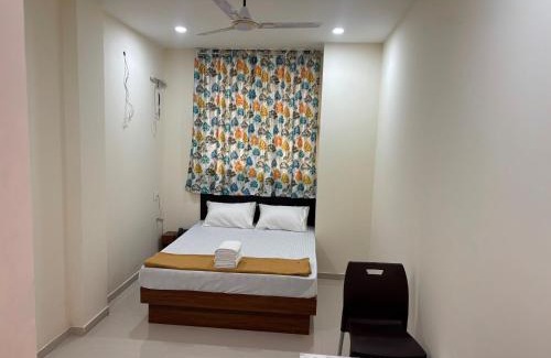 Nala Sopara Hotel | Hotel O Elegance Inn