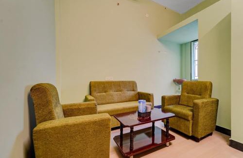 Saravanampatty Hotel | Hotel O Good Vibes Thondamuthur Bus Stop
