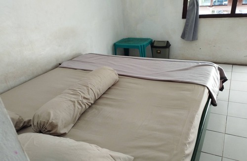 Kalimantan Hotel | Hotel O Losmen Karunia Katingan Near Kantor Sekretariat PPK Katingan Kuala