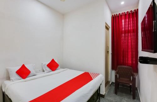 Rajajinagar Hotel | Hotel O Manjushree Boarding & Lodging nearby Dr.BR Ambedkar Stadium Basveshwar nagar
