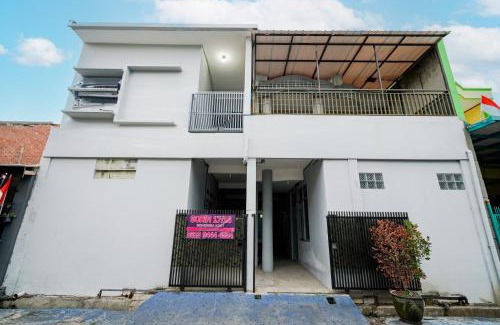 Padalarang Hotel | Hotel O Pdl Guest House Syariah