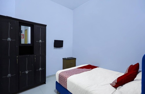 Lubuk Baja Hotel | Hotel O Pelangi House 789 Syariah