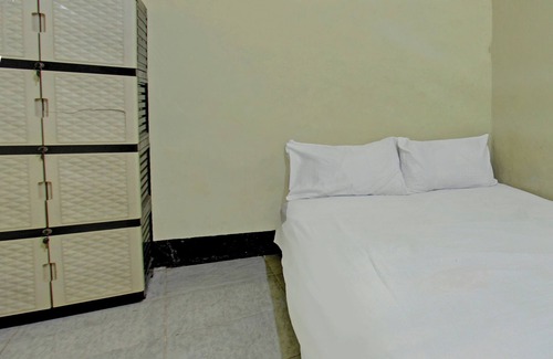 Kecamatan Janapria Hotel | Hotel O Penginapan 3 Bersaudara Near Pasar Sengkol