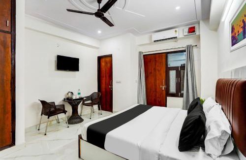 Dwarka Hotel | Hotel O Premium Rooms