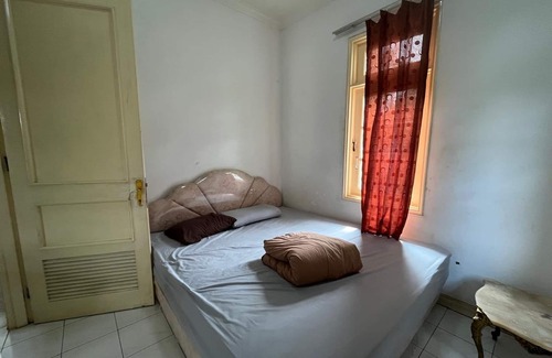 Cipanas Hotel | Hotel O Puncak Resort Guest House