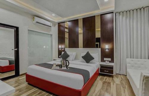 Sector 3 Hotel | Hotel O Raas Near Near Paschim Vihar