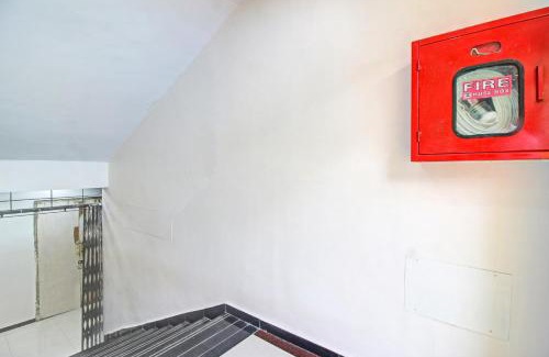 Vashi Hotel | Hotel O Raj Mahal