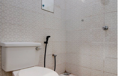 Pekanbaru Hotel | Hotel O Raya Guest House Syariah