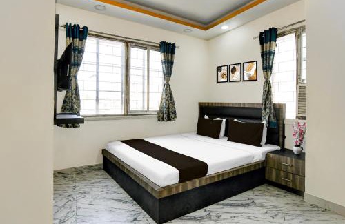 College Square Hotel | Hotel O S. R. ROYALE