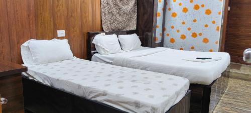 Thane West Hotel | Hotel O Shiv Vandana Inn