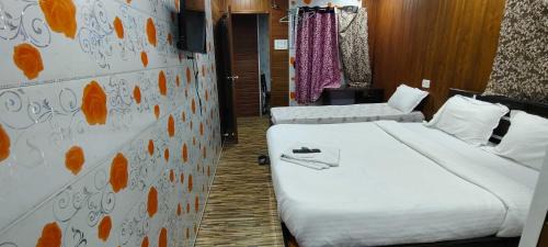 Thane West Hotel | Hotel O Shiv Vandana Inn