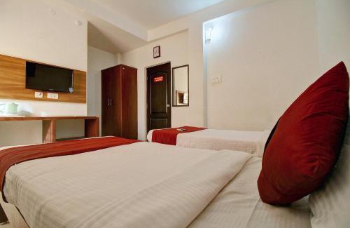 Medavakkam Hotel | Hotel O The Mangrove Wood Residency