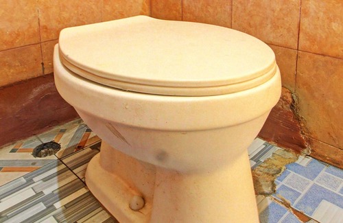 Muncan Hotel | Hotel O Zahira Homestay Near Ekas Surf School and Service