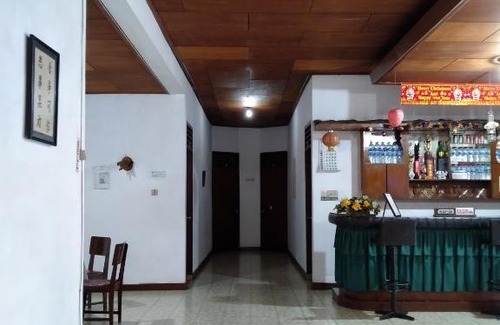 Parapat Hotel | Hotel Olibert Parapat Ajibata Mitra RedDoorz