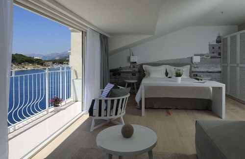 Makarska Old Town Hotel | Hotel Osejava