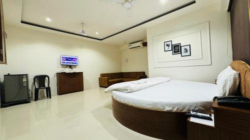 Surat Hotel | Hotel Palladium