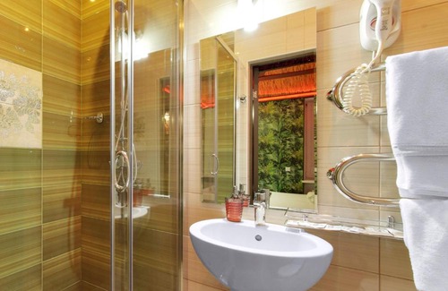 Chelyuskinsky Hotel | Hotel Parilkin