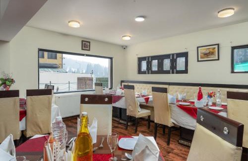 Srinagar Hotel | Hotel Pine Spring Gulmarg