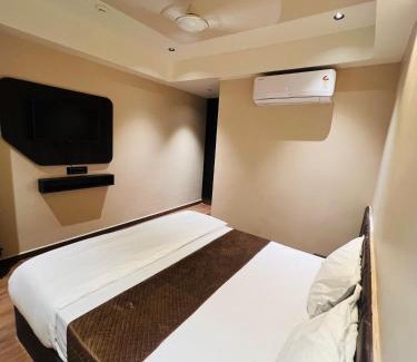 Surat Hotel | Hotel Presidency - Best Hotel in Surat