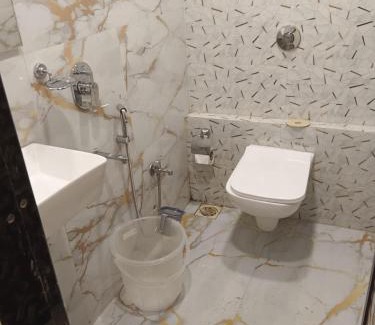 Goregaon West Hotel | HOTEL PRICELESS GALAXY NESCO Goregoan MUMBAI