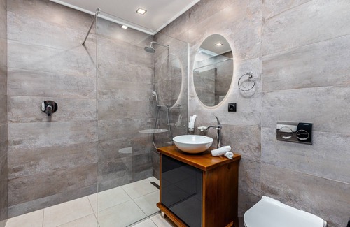 Telavi Hotel | Hotel Qvevrebi