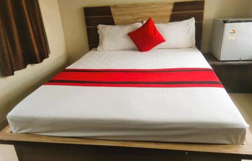 Ballygunge House | Hotel Raj DUNIYA GUEST House Kalighat WB With AC OR NON AC Room