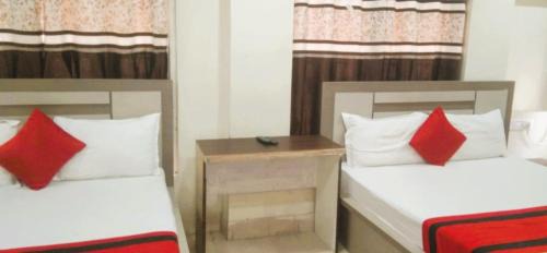 Ballygunge House | Hotel Raj DUNIYA GUEST House Kalighat WB With AC OR NON AC Room