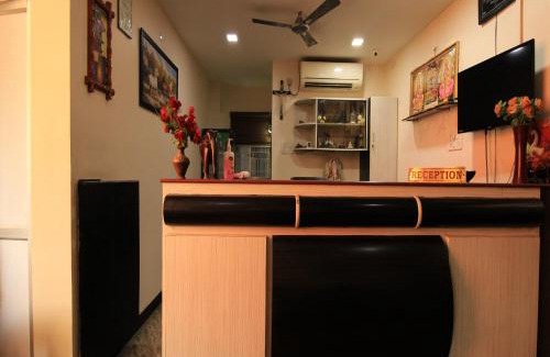 Pallavaram Hotel | Hotel Rathnavel Towers