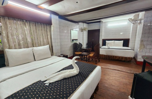 Dharmatala Hotel | HOTEL RAUNAK