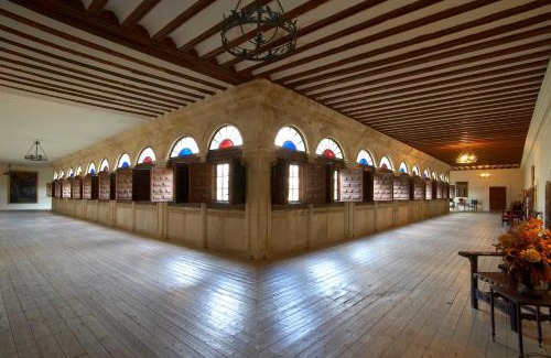Carrion de los Condes Hotel | Hotel Real Monasterio de San Zoilo