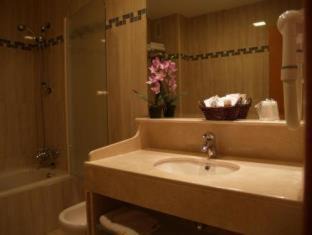 Centro - Sagrario Hotel | Hotel Reina Cristina