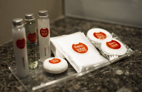 La Mariscal Hotel | Hotel Reina Isabel