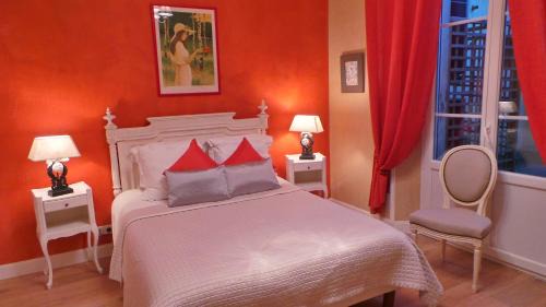 Antibes Old Town Hotel | Hotel Relais Du Postillon