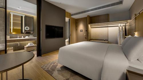 Zhongzheng Hotel | Hotel Resonance Taipei, Tapestry Collection by Hilton