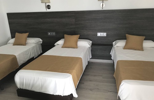 Santa Cruz De Mudela Hotel | Hotel Restaurante Santa Cruz