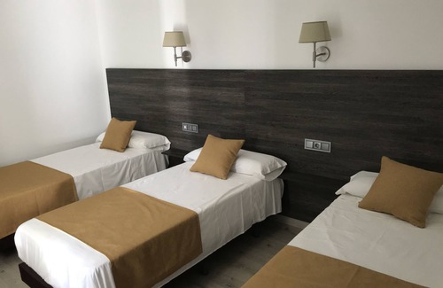 Santa Cruz De Mudela Hotel | Hotel Restaurante Santa Cruz