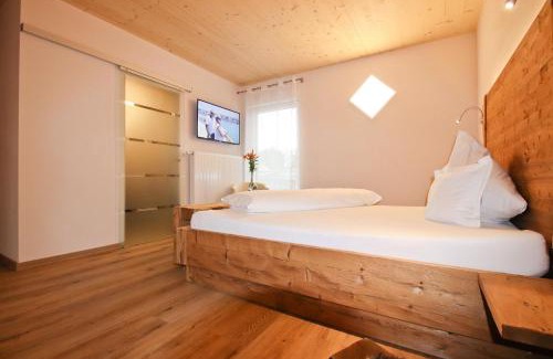 Niedergottsau Hotel | Hotel-Restaurant Gasthaus Bonimeier