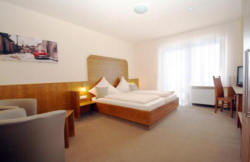 Niedergottsau Hotel | Hotel-Restaurant Gasthaus Bonimeier