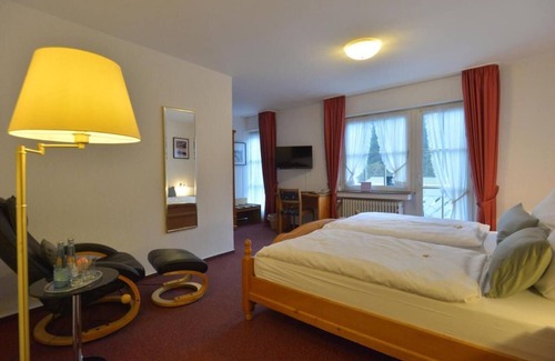 Drolshagen Hotel | Hotel Restaurant Haus Dumicketal