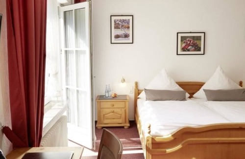 Drolshagen Hotel | Hotel Restaurant Haus Dumicketal