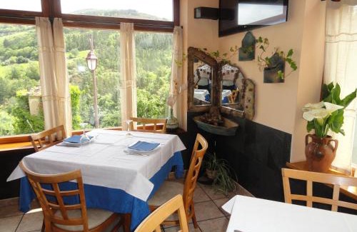 Taramundi Hotel | Hotel Restaurante Casa Petronila