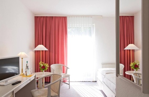 Stavenhagen Hotel | Hotel Reutereiche GmbH