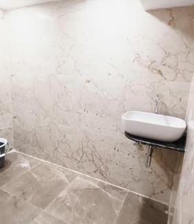 Goregaon West House | Hotel Richie Residency