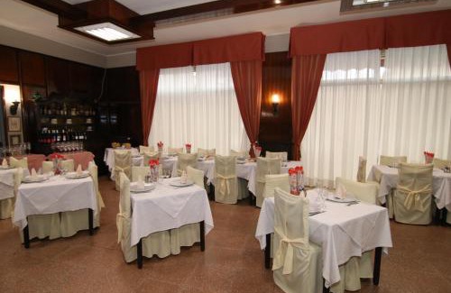 Santhia Hotel | hotel ristorante vittoria