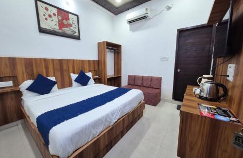 Vrindavan Hotel | Hotel RK Residency Near Prem Mandir & bankey bihari temple # budget hotel near iskon temple free parking couple friendly hotel in vrindavan